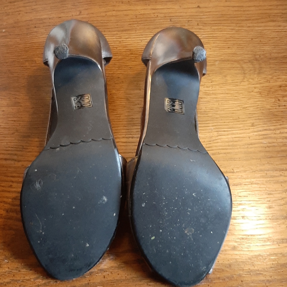 1/2 PRICE🔻Moda Spana Metallic Peep Toe Shoes - Picture 9 of 13